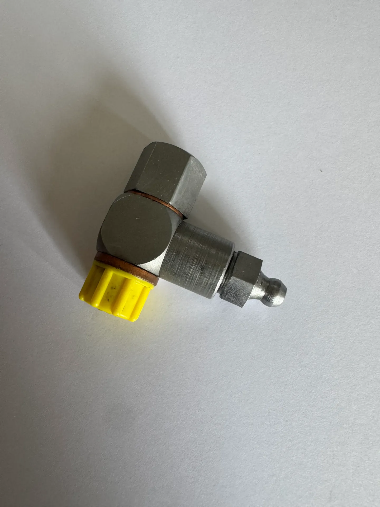 Inlet Fitting M10/1 with grease nipple