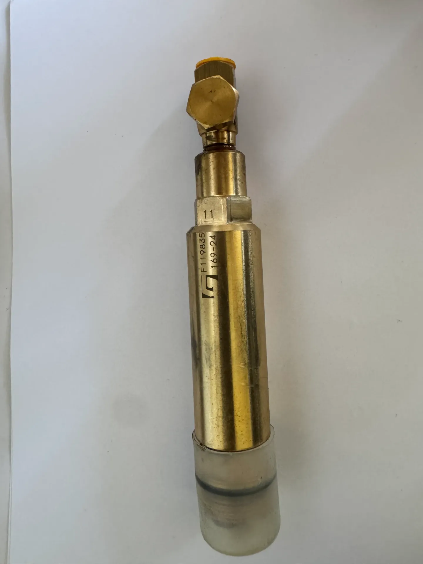  Metering unit no.11 - 4.000cc/M22x1/ø1/8”NPT